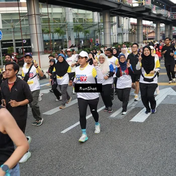 Runner Photo 4560412