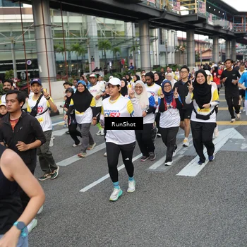 Runner Photo 4560433