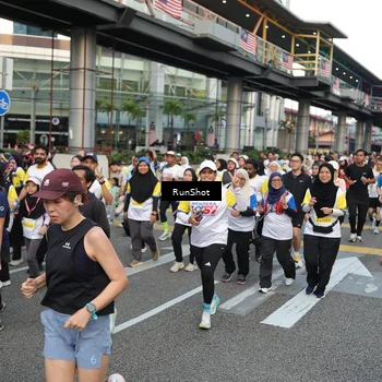 Runner Photo 4560445