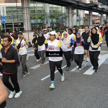 Runner Photo 4560453