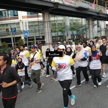 Runner Photo 4560459