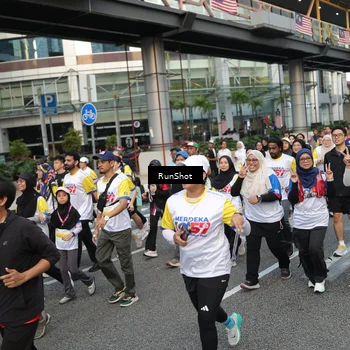 Runner Photo 4560462