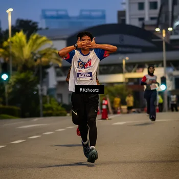 Runner Photo 4560470