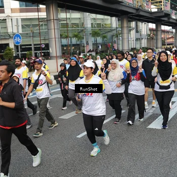 Runner Photo 4560472