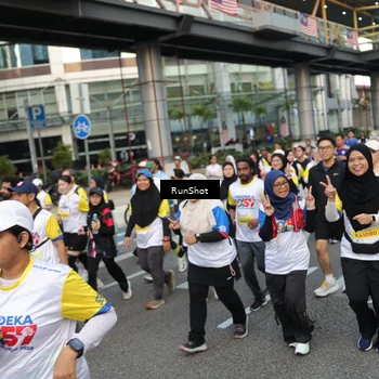 Runner Photo 4560511