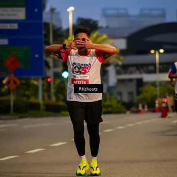 Runner Photo 4560563