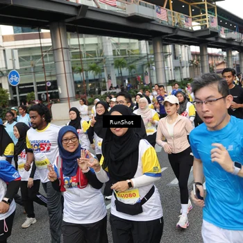 Runner Photo 4560618