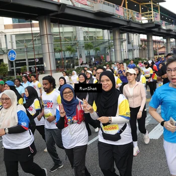 Runner Photo 4560626