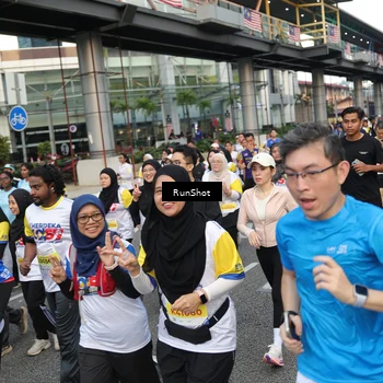 Runner Photo 4560636