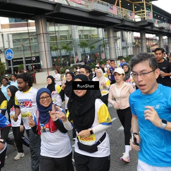 Runner Photo 4560638