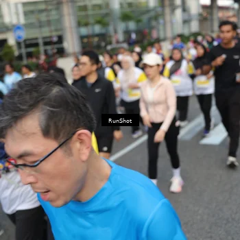Runner Photo 4560664