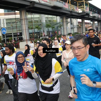 Runner Photo 4560692