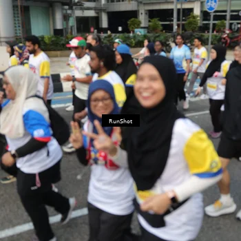 Runner Photo 4560710