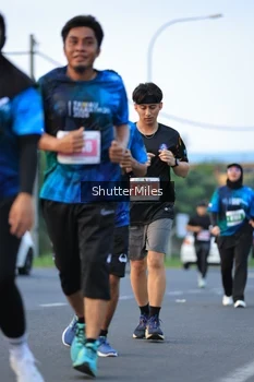Runner Photo 4560723