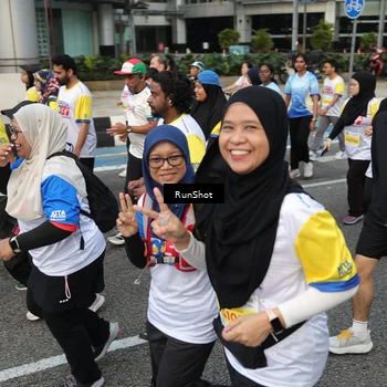 Runner Photo 4560733