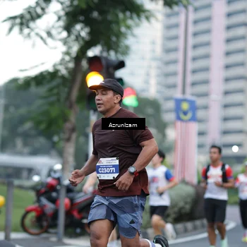 Runner Photo 4560875