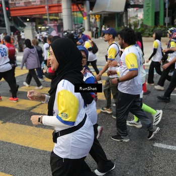 Runner Photo 4560881
