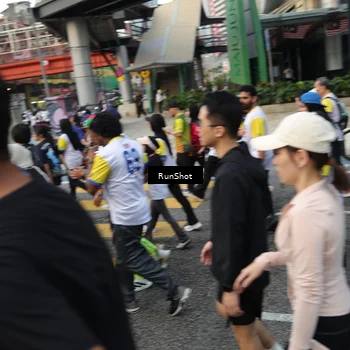 Runner Photo 4560909