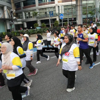 Runner Photo 4560975