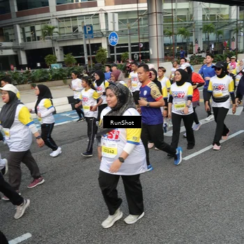 Runner Photo 4560998
