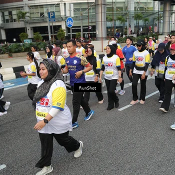 Runner Photo 4561000