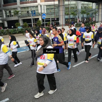 Runner Photo 4561010