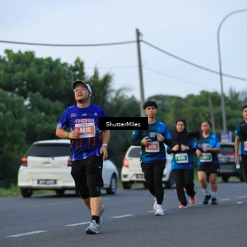 Runner Photo 4561025