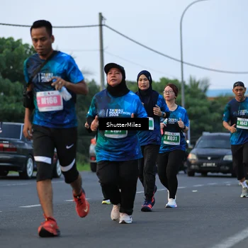 Runner Photo 4561042