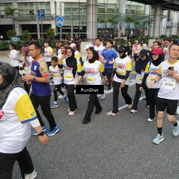Runner Photo 4561061