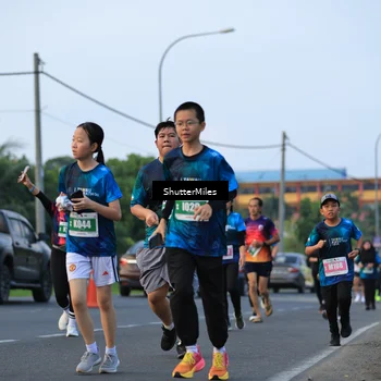 Runner Photo 4561066