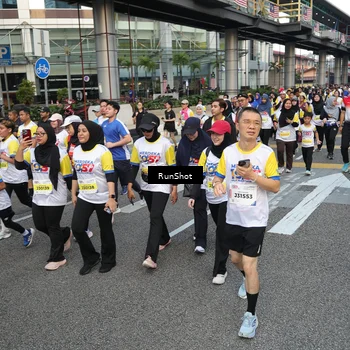 Runner Photo 4561069