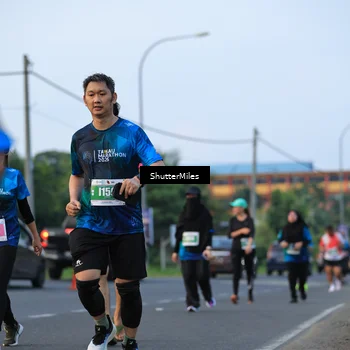 Runner Photo 4561073