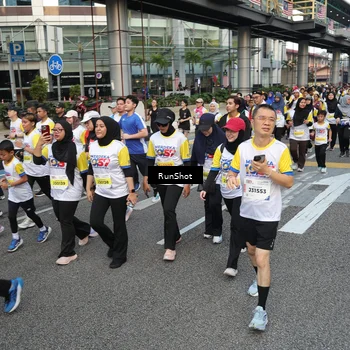 Runner Photo 4561075