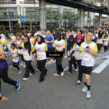 Runner Photo 4561083