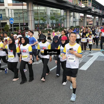 Runner Photo 4561097