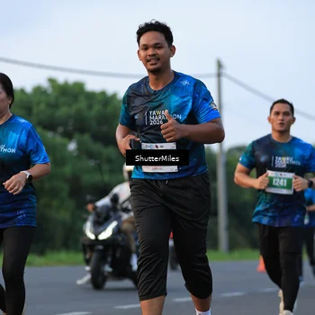Runner Photo 4561109