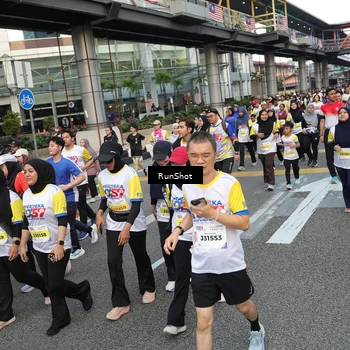 Runner Photo 4561126