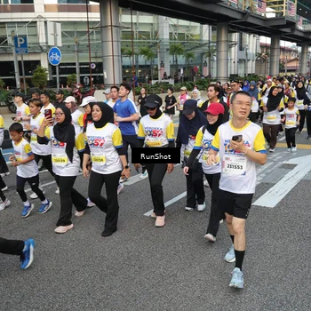 Runner Photo 4561131