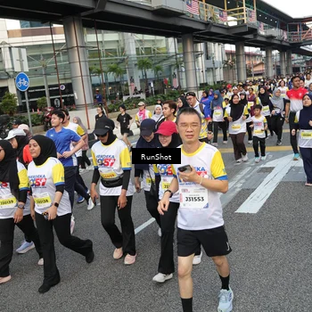 Runner Photo 4561166