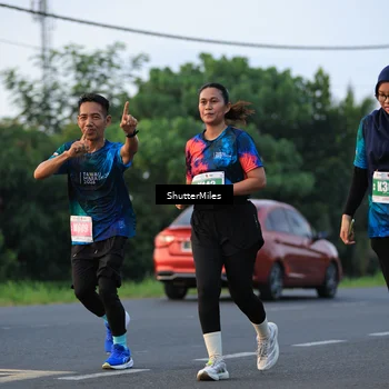 Runner Photo 4561172