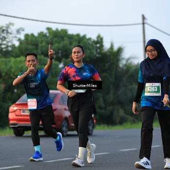 Runner Photo 4561173