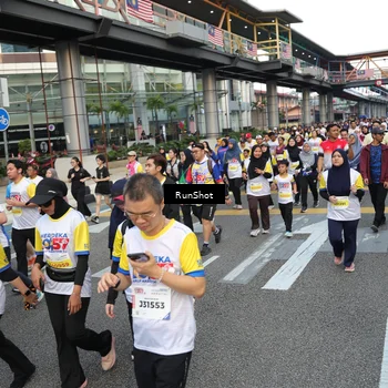 Runner Photo 4561174