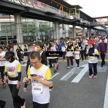 Runner Photo 4561187