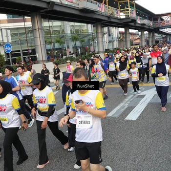 Runner Photo 4561189