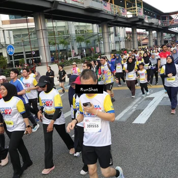 Runner Photo 4561194