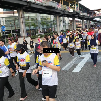 Runner Photo 4561196