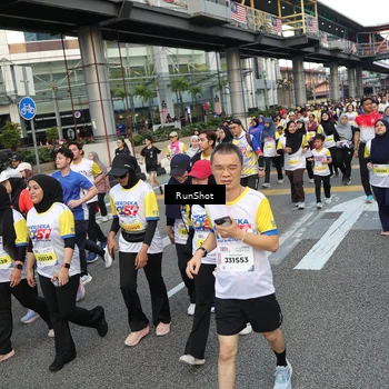 Runner Photo 4561203