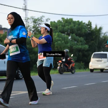 Runner Photo 4561273