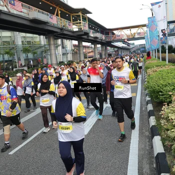 Runner Photo 4561324