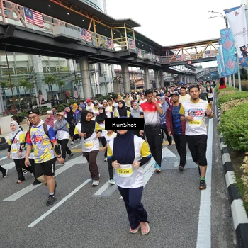 Runner Photo 4561340
